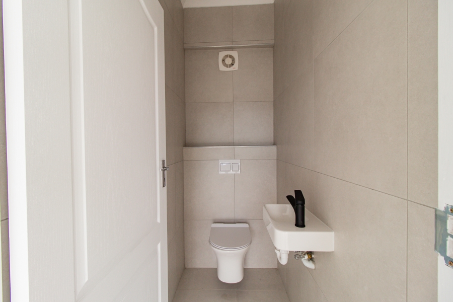 3 Bedroom Property for Sale in Sandown Western Cape